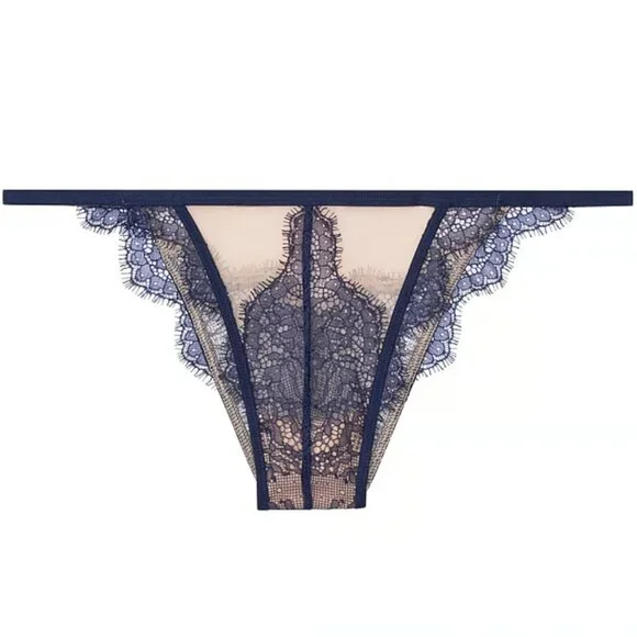 Victoria's Secret Chantilly Lace Plunge Bra and Panties